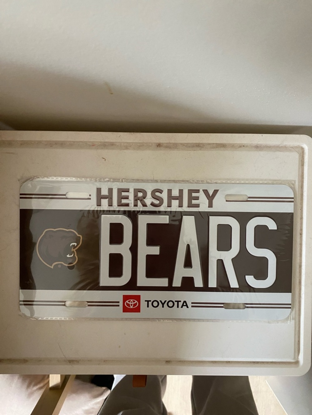 Hershey Bears License Plate - Brown and White